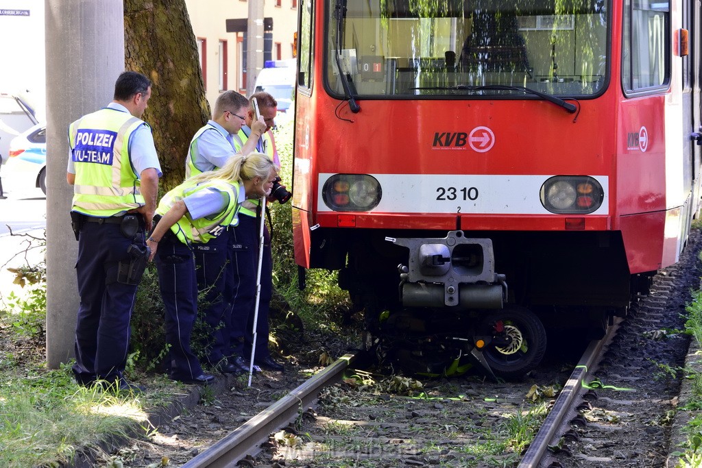 VU Roller KVB Bahn Koeln Luxemburgerstr Neuenhoefer Allee P065.JPG - Miklos Laubert